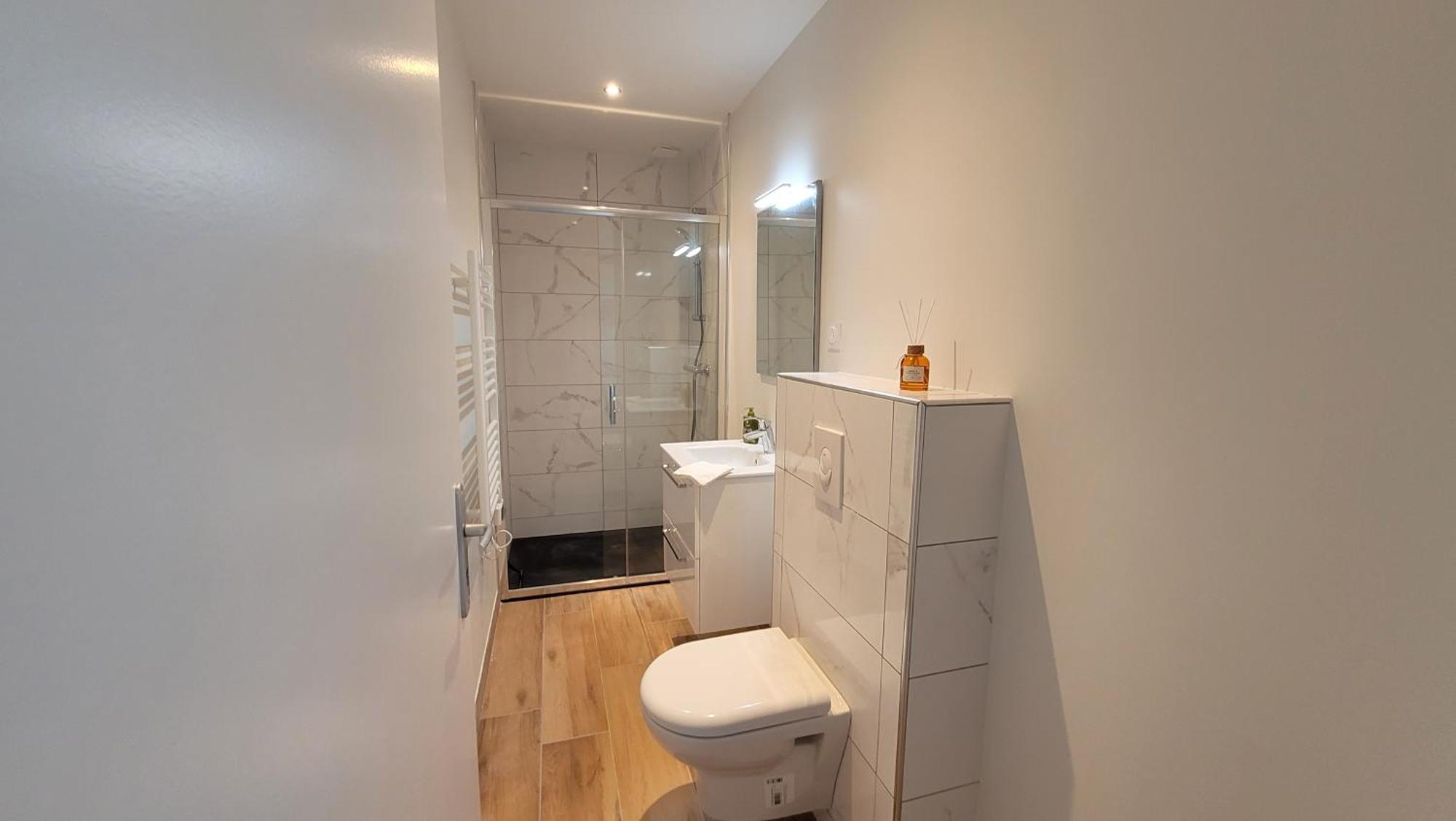 Bel Appartement T5 Neuf Avec 4 Chambres Tarbes Exteriör bild